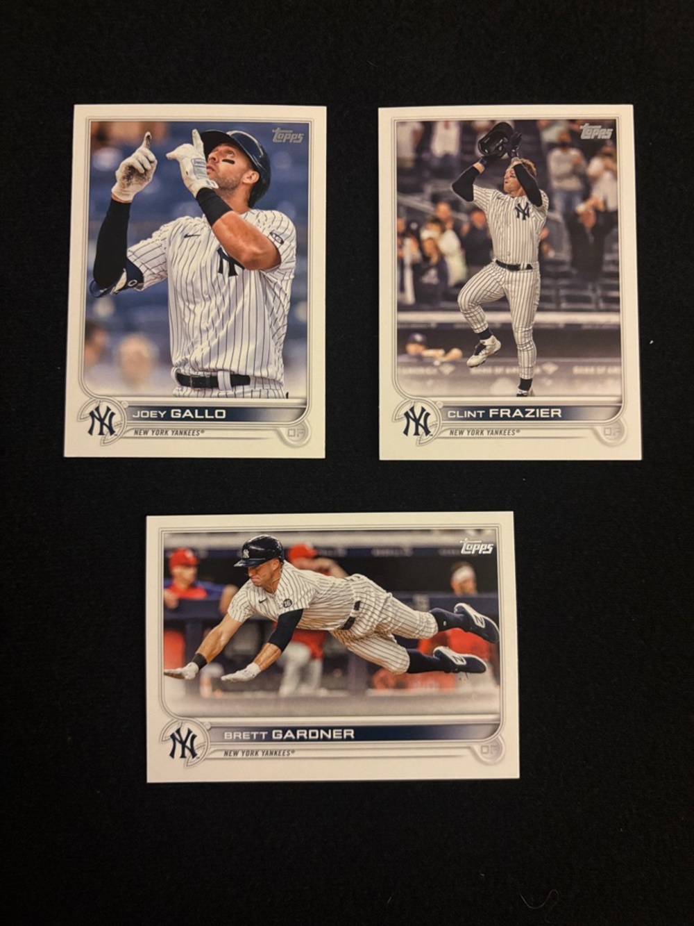 Topps New York Yankees Cards - White, Navy Blue